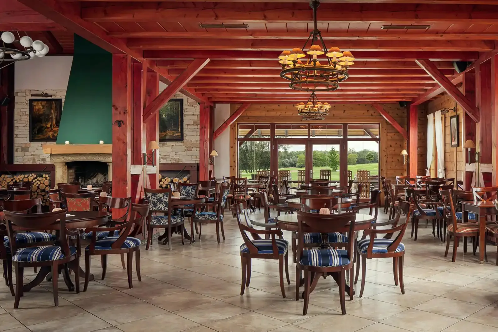 Hotelová restaurace